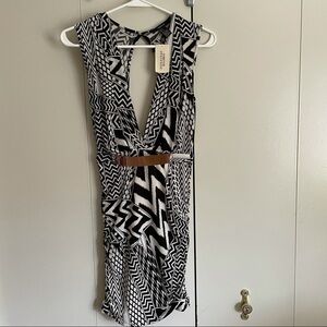 Forever 21 | Sexy black and white mini dress